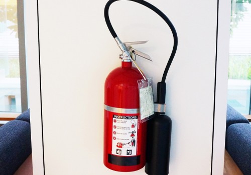 Fire extinguisher has red color, use when  happens the fire, hang it on the wall in the visible area.